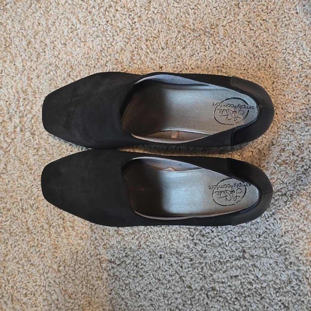 Simply Comfort by LifeStride Women's 10W Black Wedge Dress Shoes